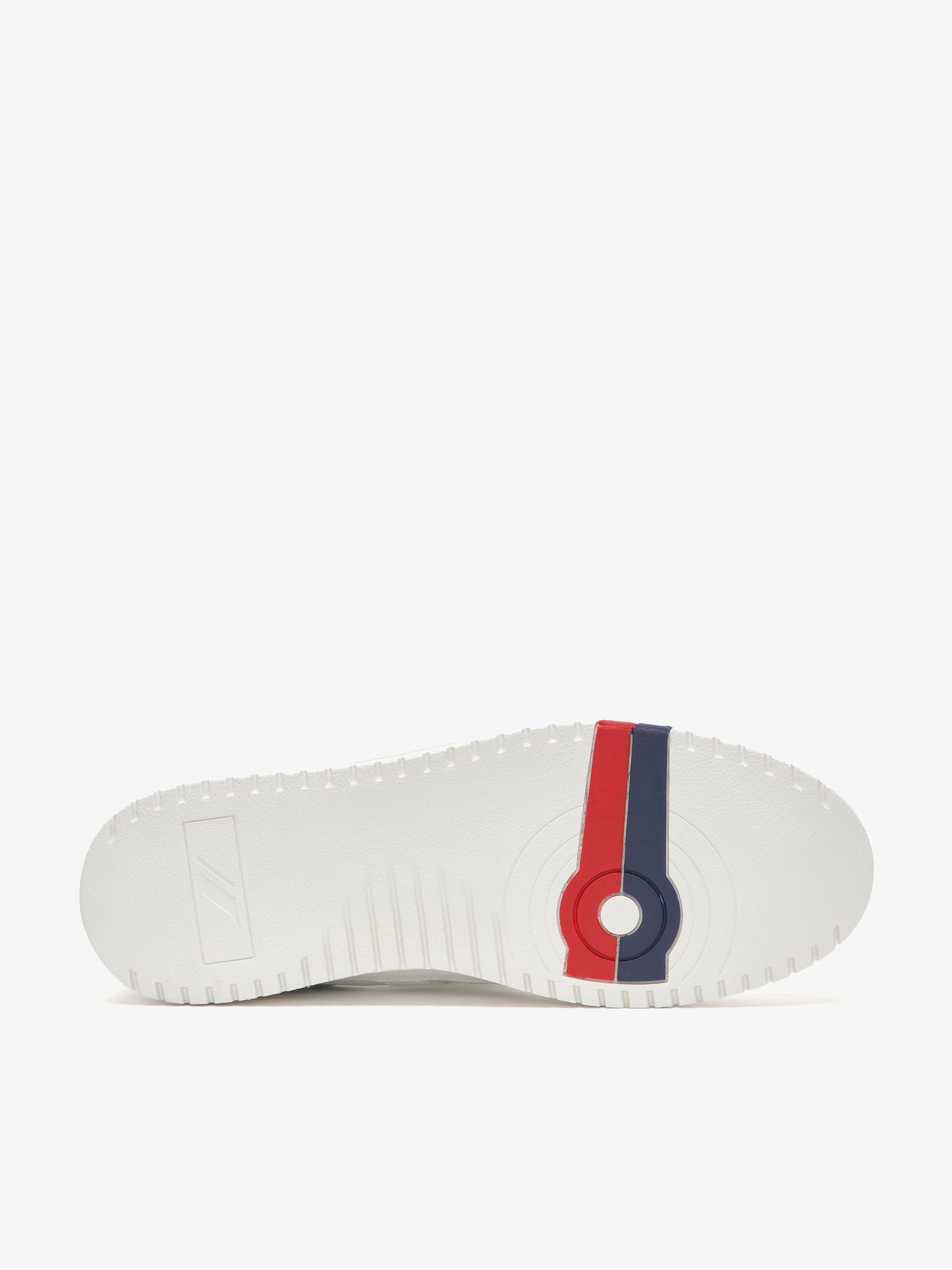 Field King in white leather